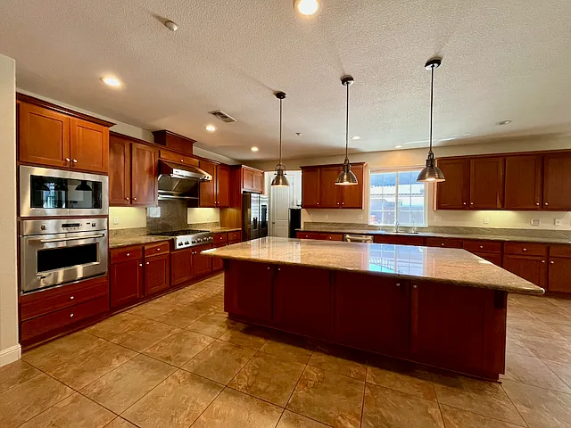 381 Havasu Ct — Photo 6