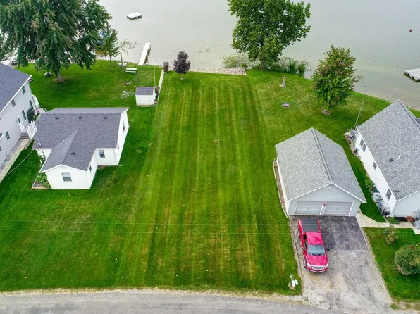 LOT 36 Lane 180 Turkey Lk, Hudson, IN 46747