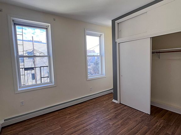 5th image of 1516 Summit Ave APT 3A