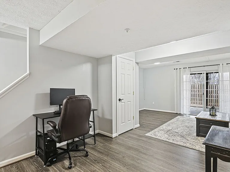 5707 Joseph Ct — Photo 10