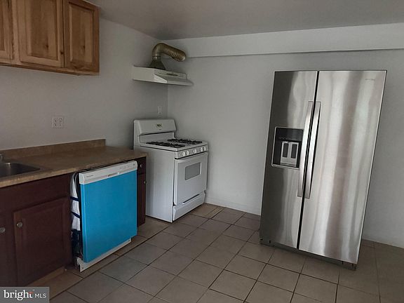 5th image of 14212 Fisher Ave
