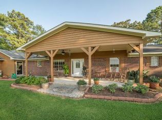 568 Simpson Hwy 28 E, Magee, MS 39111