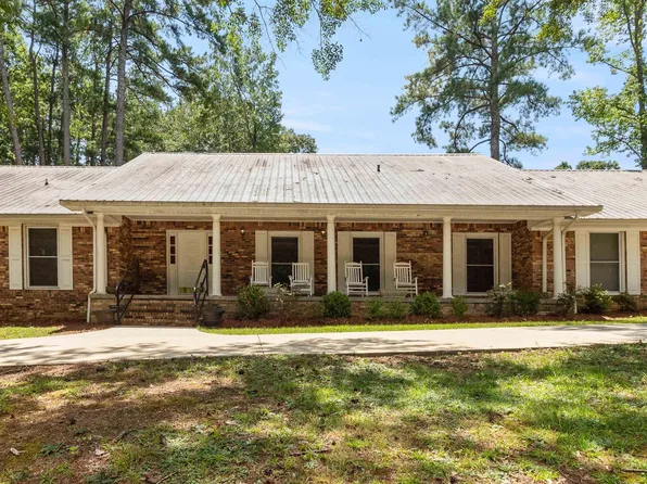 2305 Wildwood Dr, Jasper, AL 35501