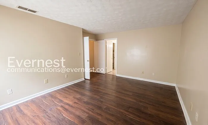 3575 Oakvale Rd #402 — Photo 12