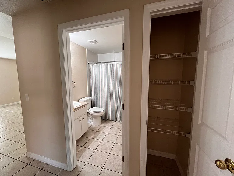 2005 Lake Eloise Dr N — Photo 15