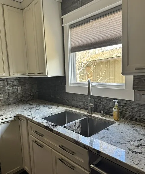 2048 Eastridge Dr #15B — Photo 4