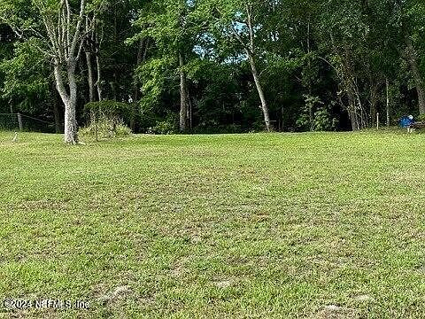 5th image of 227 TARPON Boulevard