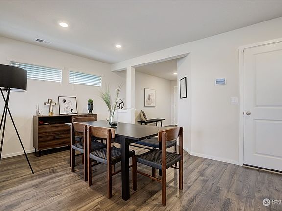5th image of 11416 NE 17th Street