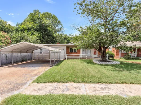 315 NW 2nd St, Walnut Ridge, AR 72476