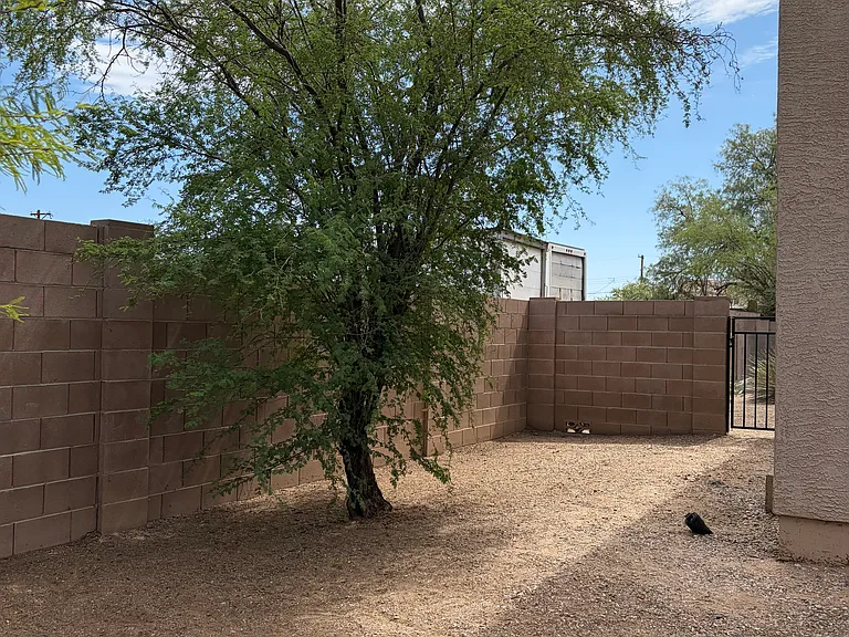 3045 N Estrella Ave — Photo 24