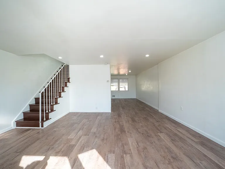 3167 Ryerson Cir — Photo 9