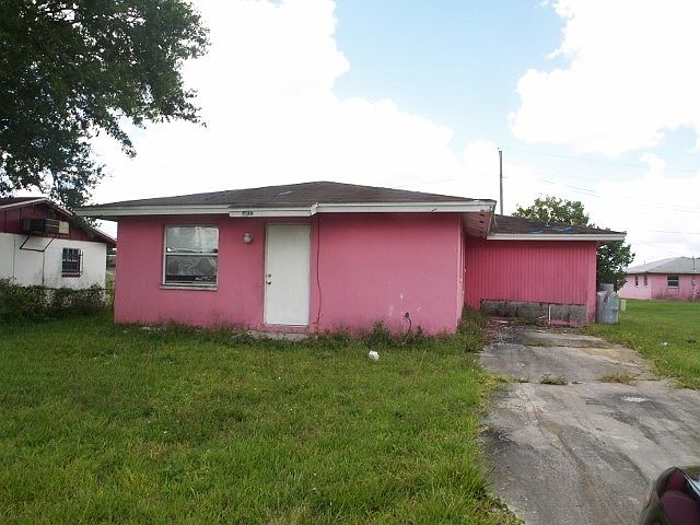 1st image of 1228 Carolina Ave