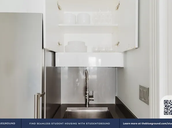 51 Leroy Street image 6 of 17