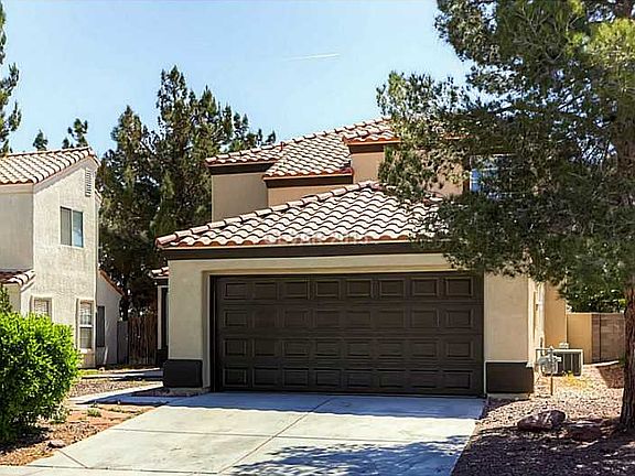 2nd image of 1831 La Villa Dr