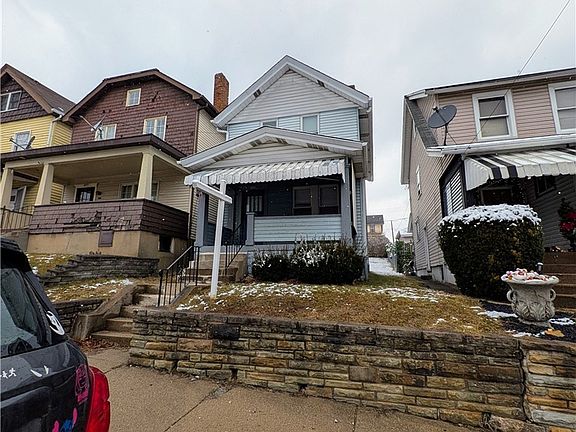 2nd image of 2805 Riverview St