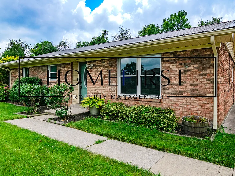 2840 Winter Park Dr — Photo 2