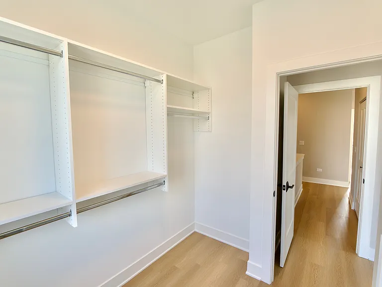 185 Pointe Dr #185 — Photo 26