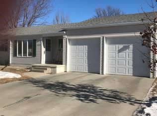 1313 N 12th St, Bismarck, ND 58501