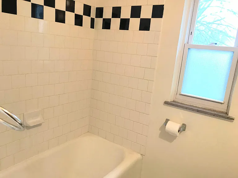 26491 Blumfield St #2 — Photo 9