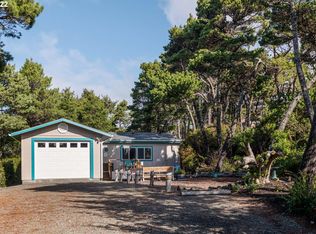 4563 Arago St, Florence, OR 97439