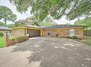 2109 Norfolk Dr, Arlington, TX 76015