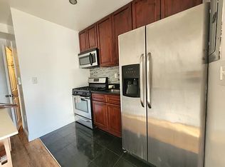 154 Washington Ave #A, Brooklyn, NY 11205