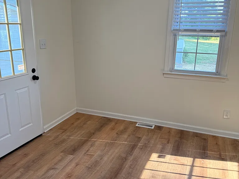 Multi functional room: could be mud room or office. Connects to laundry and kitchen.