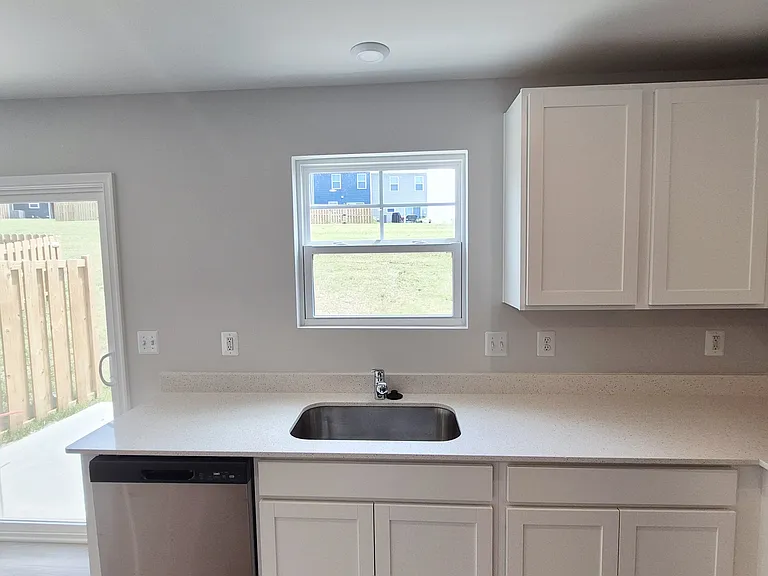 50 Grayson Village Dr — Photo 8