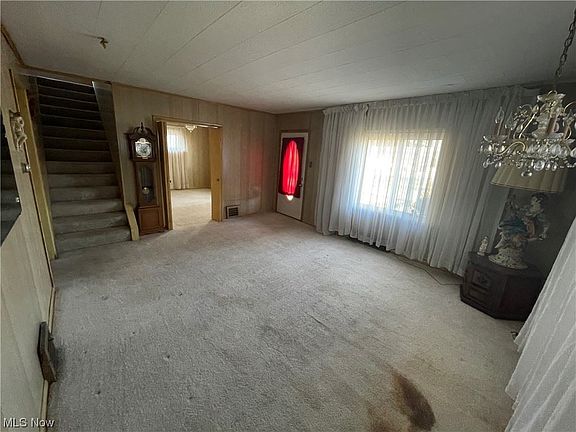 5th image of 24690 Broadway Ave