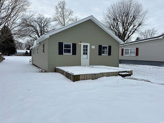 3rd image of 471 Van Buren Ave