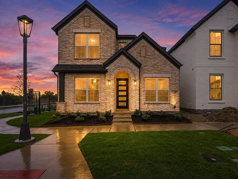 7281 Confetti Ln — Photo 2