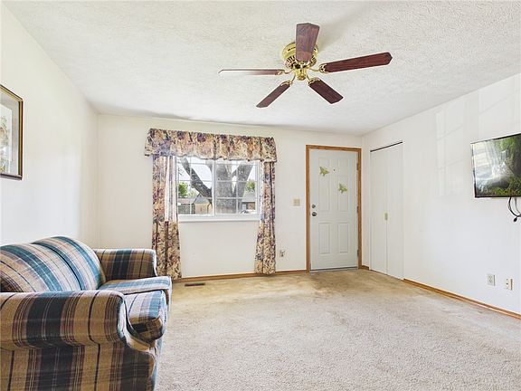 2nd image of 6605 Highbury Rd