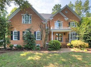 5908 Kelbrook Ln, Glen Allen, VA 23059