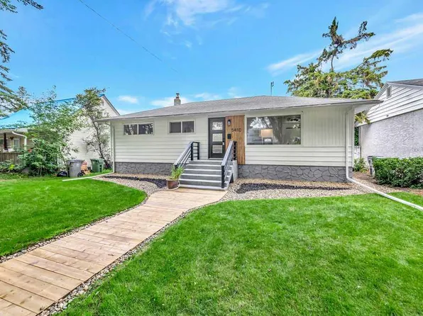 5410 W 46th St, Lloydminster, AB T9V 0E3