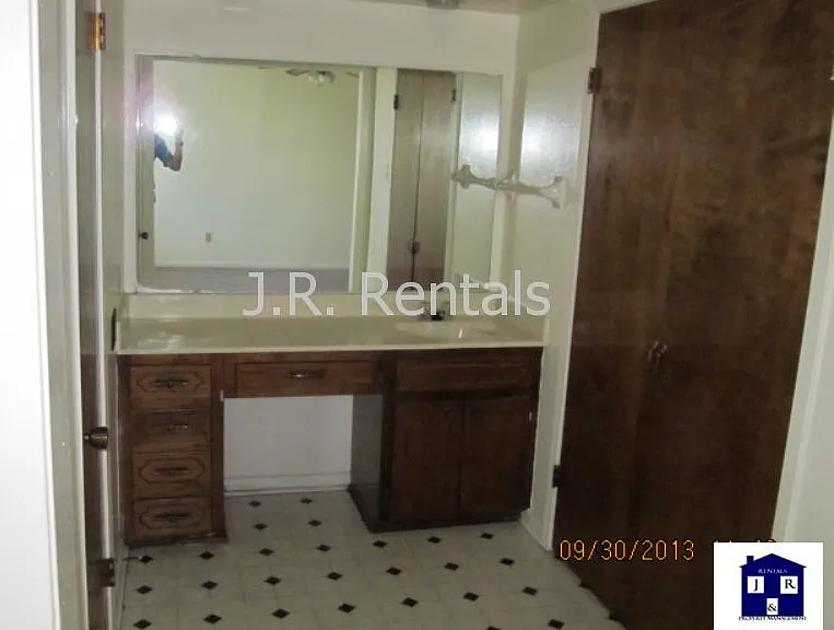 632 Manning Dr — Photo 10