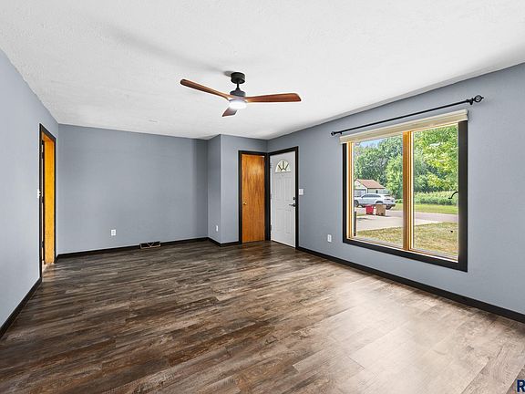 3rd image of 3508 N 10th Ave