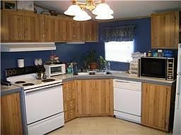 3rd image of 11626 Amber Park Dr