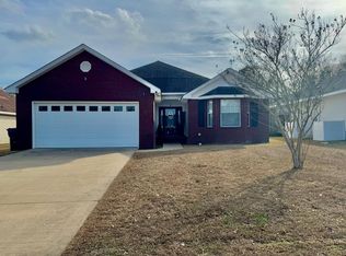 210 Melrose Ln, Dothan, AL 36303