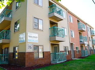 102 S Lincoln Ave #103, Urbana, IL 61801