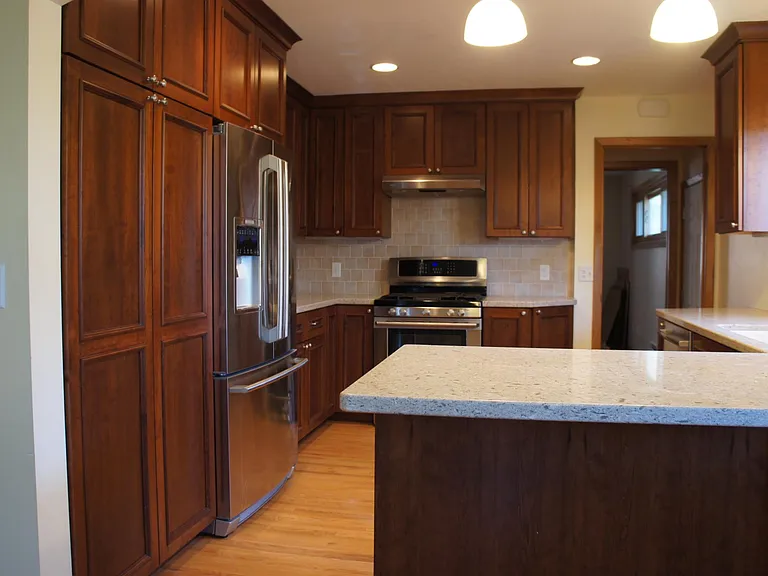 3307 Johnson St NE — Photo 4