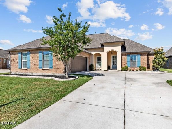 304 Brianna Ln, Broussard, LA 70518