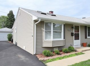 4058 W 90th St, Hometown, IL 60456