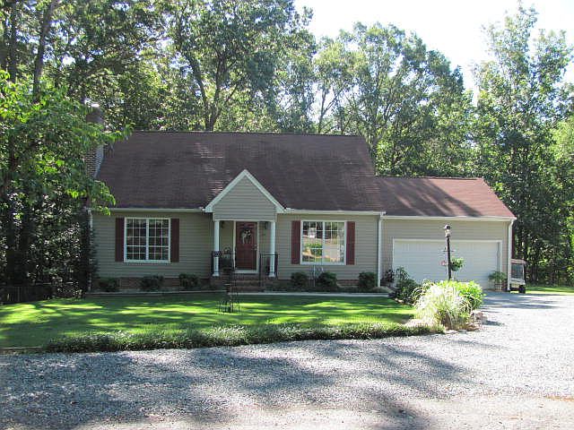 1st image of 142 Eagle Perch Ct