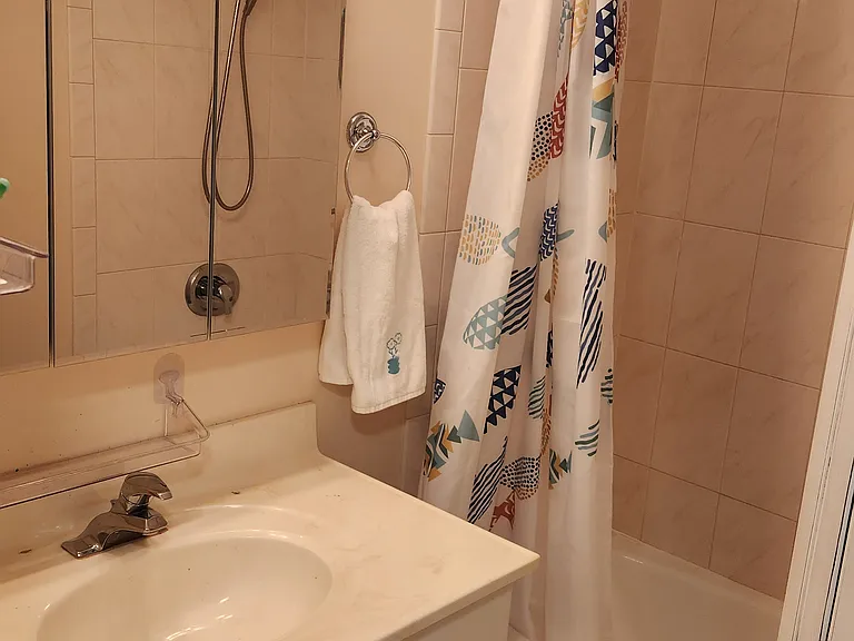 1807 Monroe Ct — Photo 8
