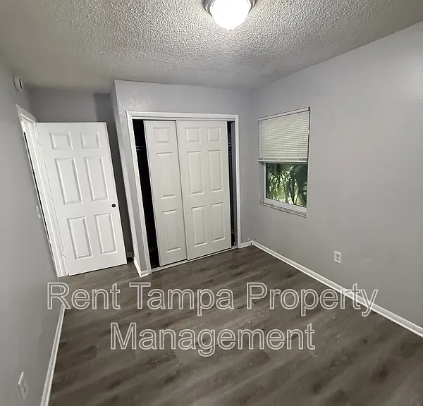 8304 N Mulberry St — Photo 8
