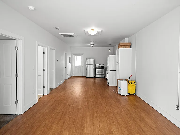 635 E Azalea Ave #A — Photo 6