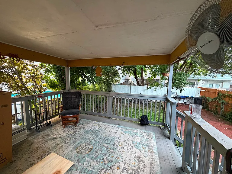 521 Burnham Rd — Photo 16