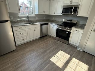 301B Circuit Ln, Newport News, VA 23608
