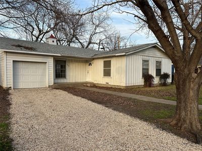 309 Scurlock St, Grandview, TX, 76050