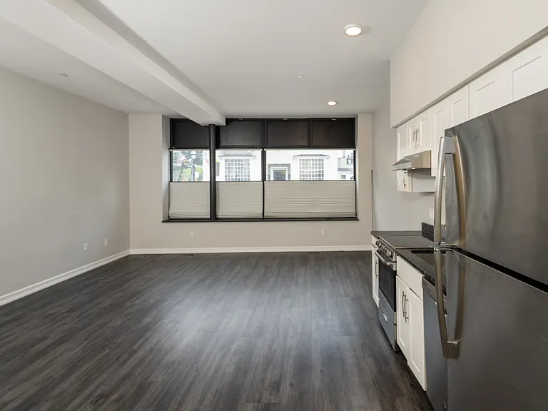 55 Bradford St — Photo 4